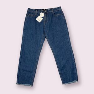 NWT Missguided Wrath Mid Rise Clean Cut Hem Jeans